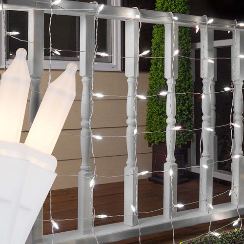 4' x 8' White Frost Christmas Net Lights, 200 Lamps