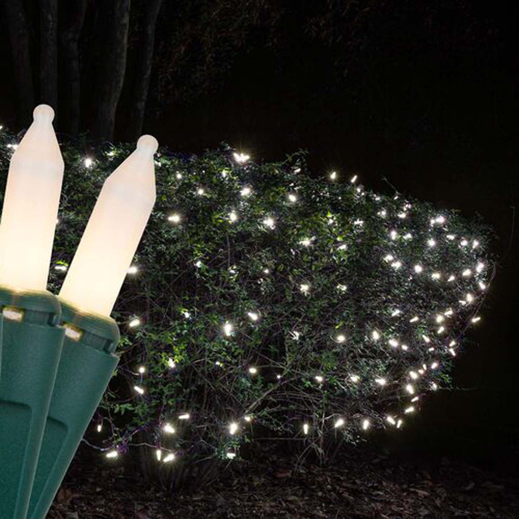 4' x 6' White Frost Christmas Net Lights, 150 Lamps